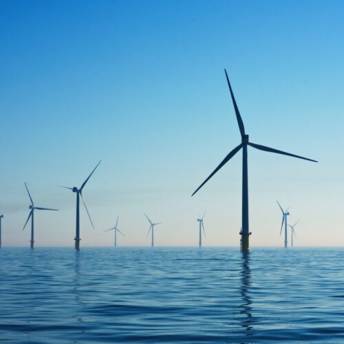 The Evolution of Wind Turbines From Early Models to Modern Advancements_turbinesinfo